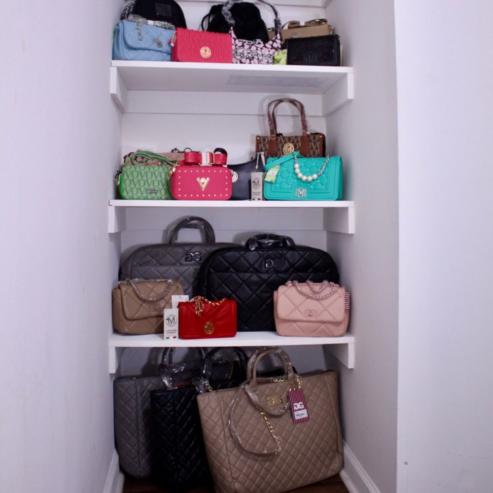 UNLISTED HANDBAG INVENTORY